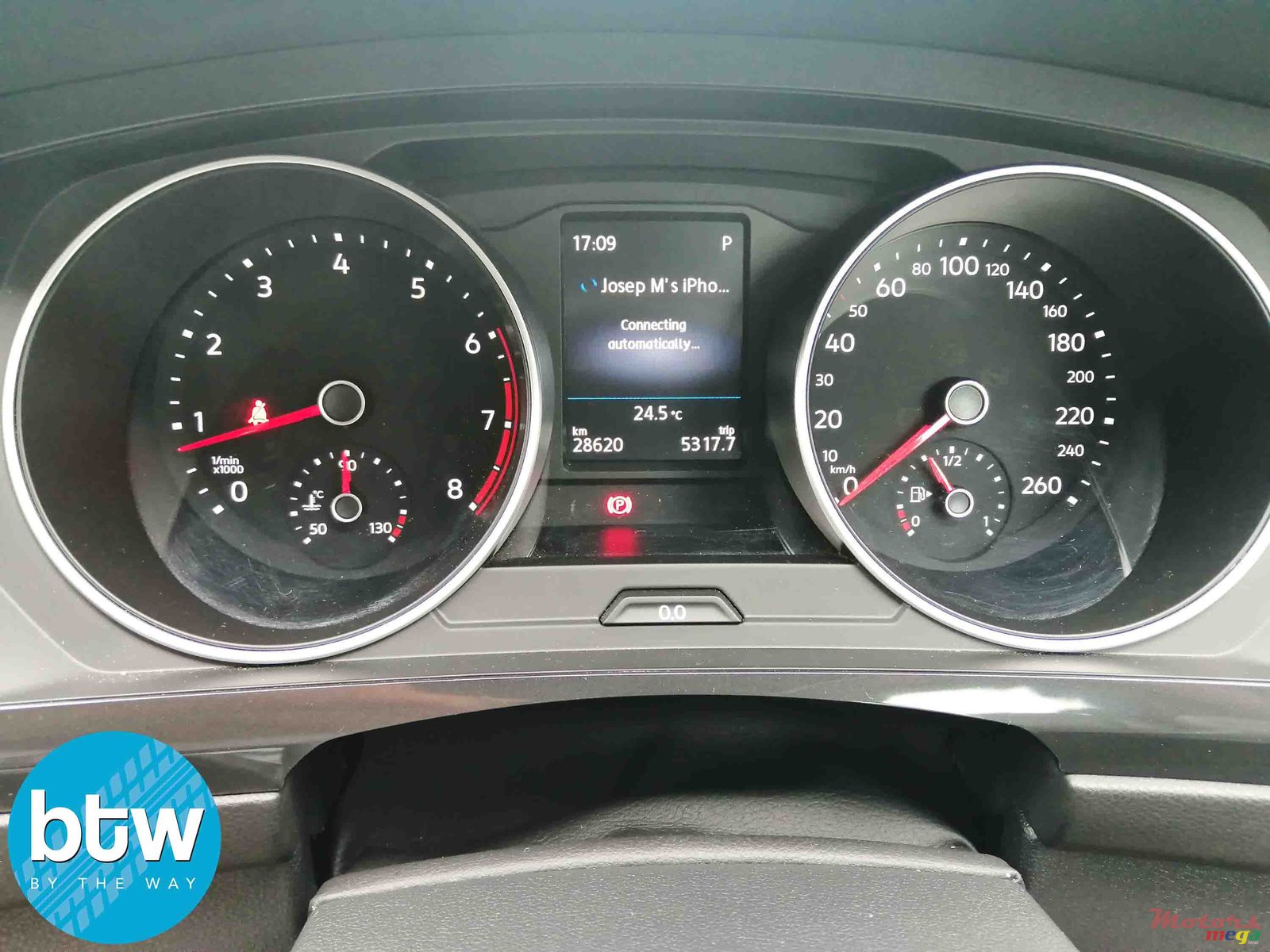 2018' Volkswagen Tiguan CL photo #7