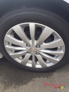 2012' Suzuki Swift KIT RS photo #3