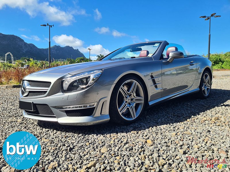 2012' Mercedes-Benz SL 63 AMG photo #2