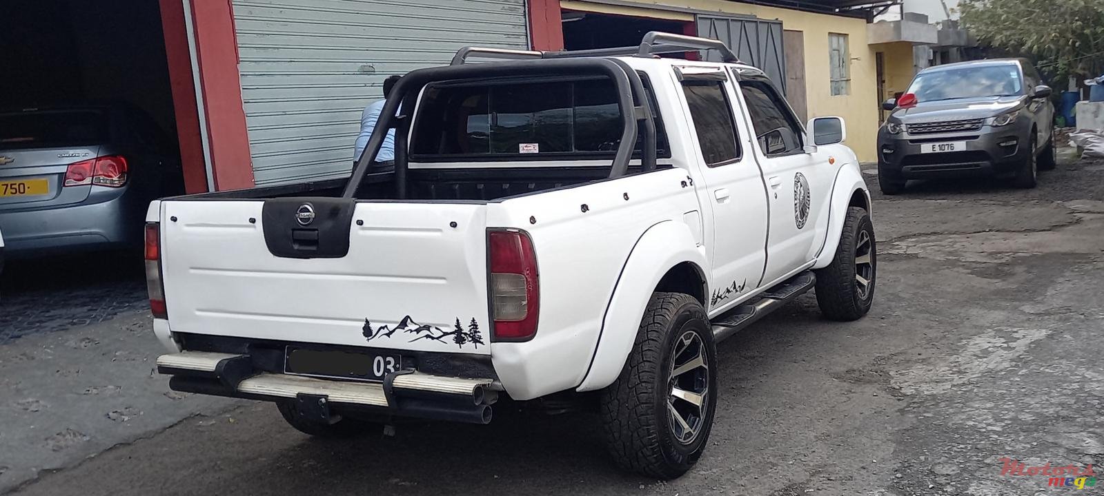 2003' Nissan Hardbody photo #4