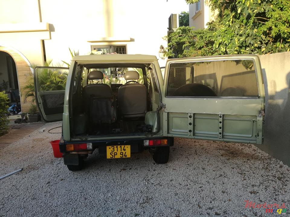 1994' Suzuki Samurai NONE photo #5