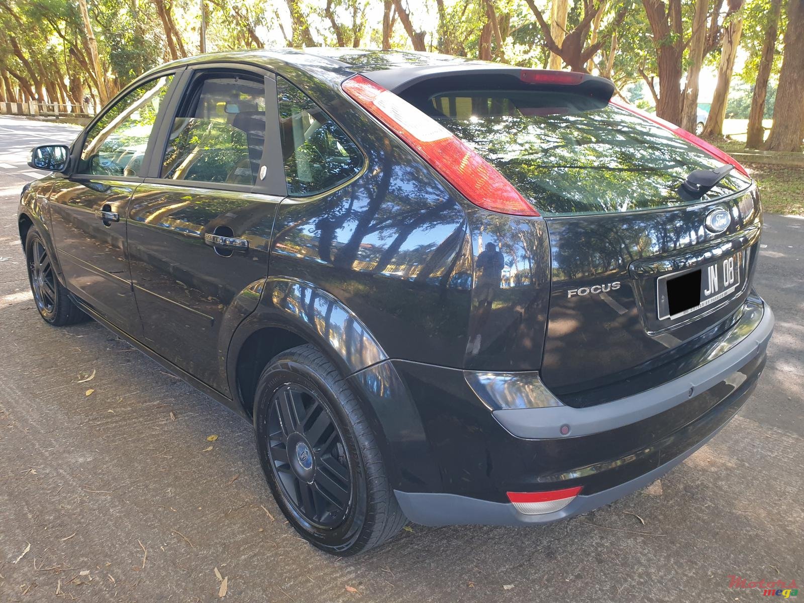 2008' Ford Focus photo #3