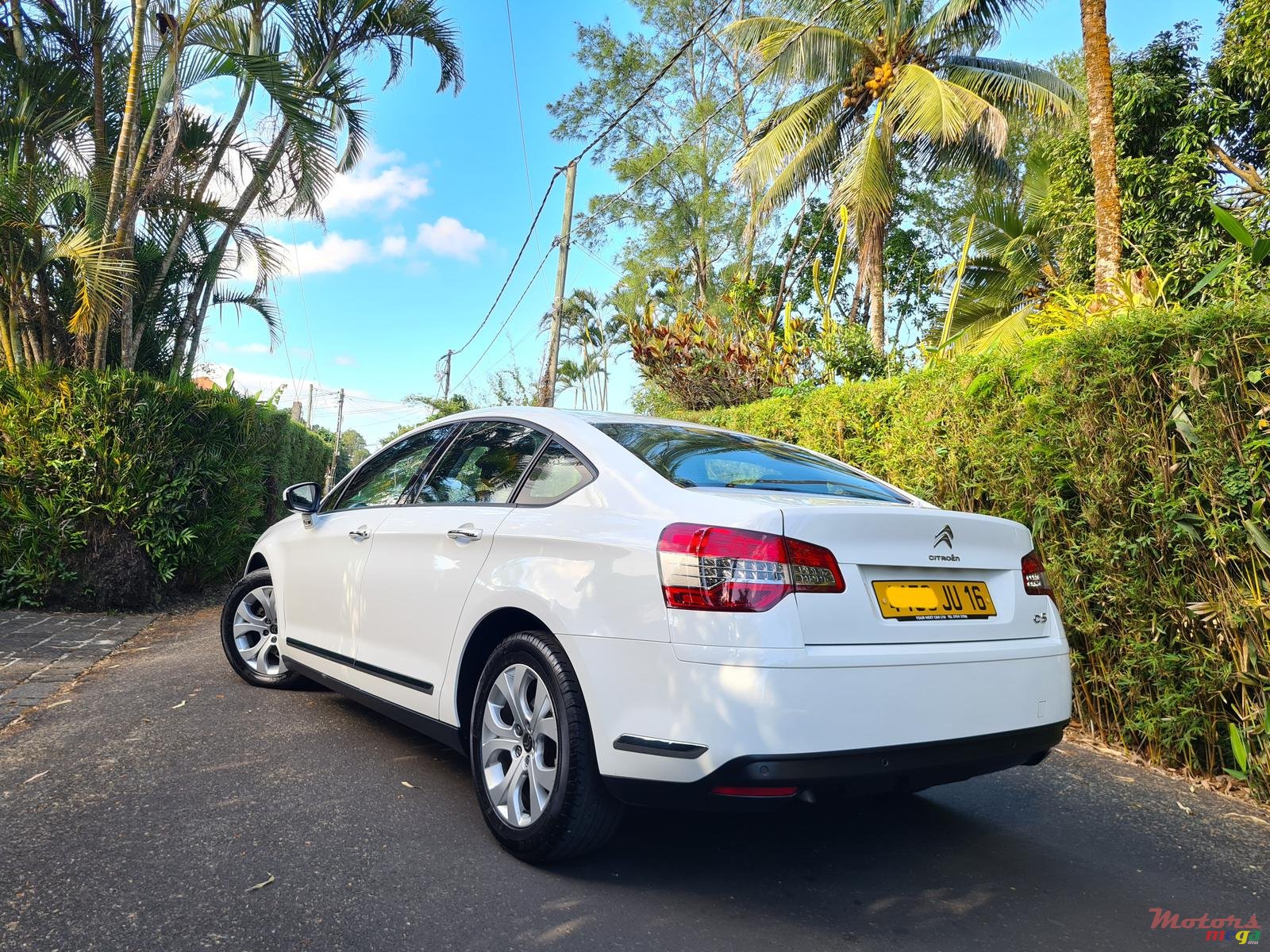 2016' Citroen C5 Automatic photo #2