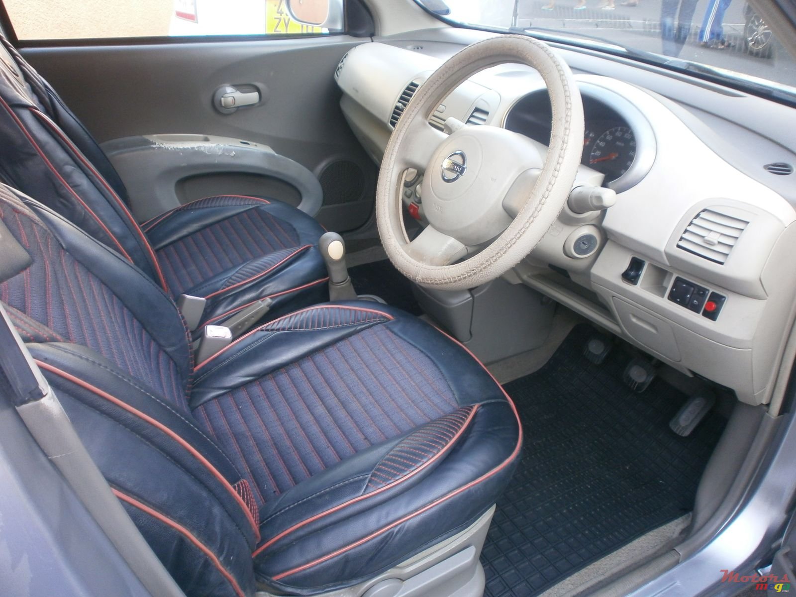 2004' Nissan March Ak 12 photo #2