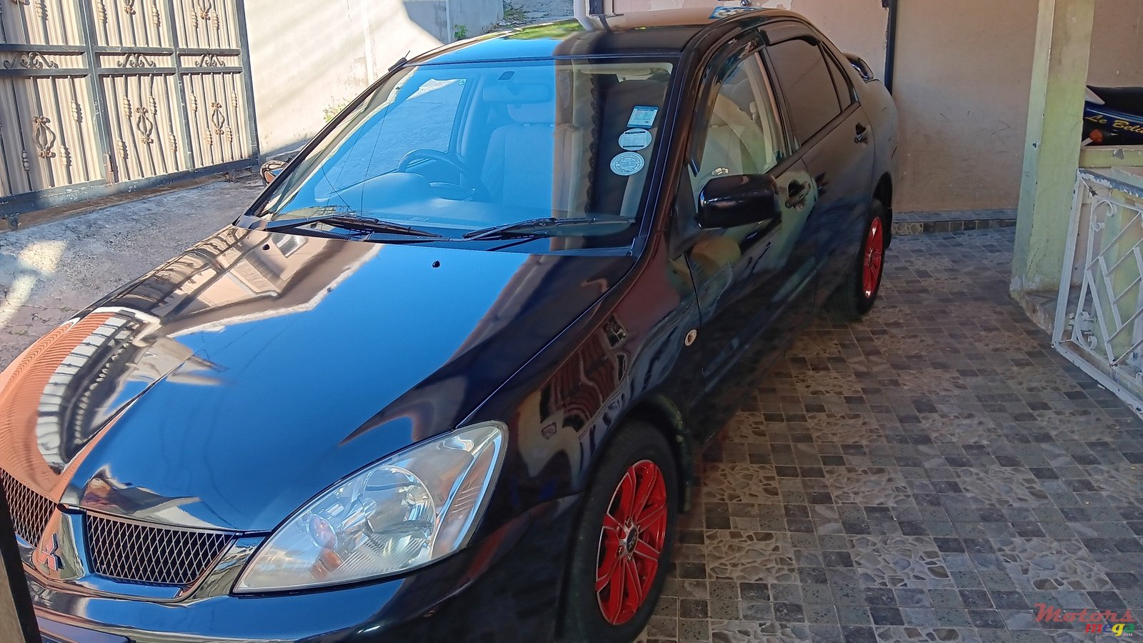 2009' Mitsubishi Lancer photo #5