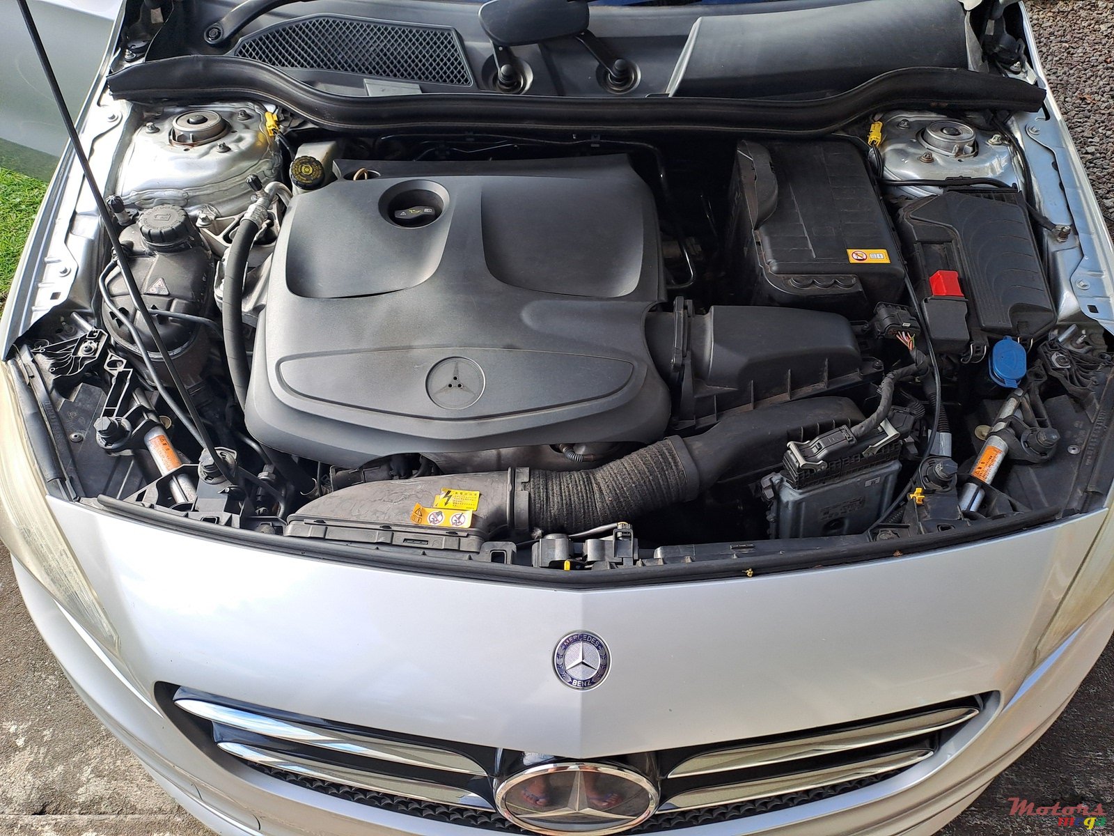 2013' Mercedes-Benz A 180 photo #2