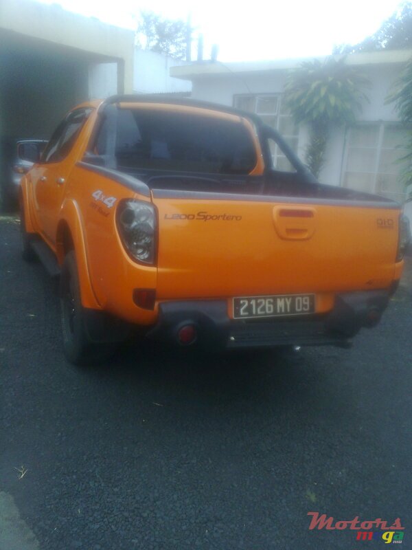2009' Mitsubishi L 200 SPORTERO 4x4 turbo photo #3