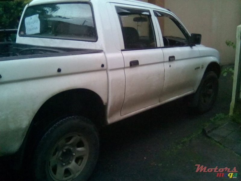 2006' Mitsubishi L 200 None photo #2