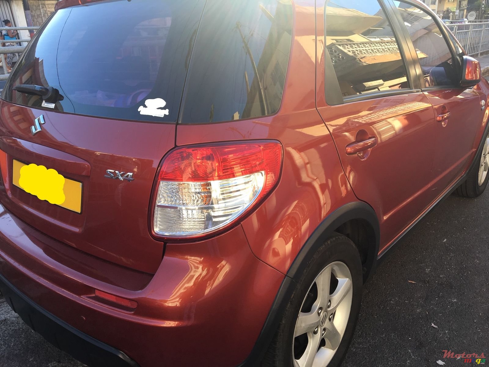 2009' Suzuki SX4 photo #2