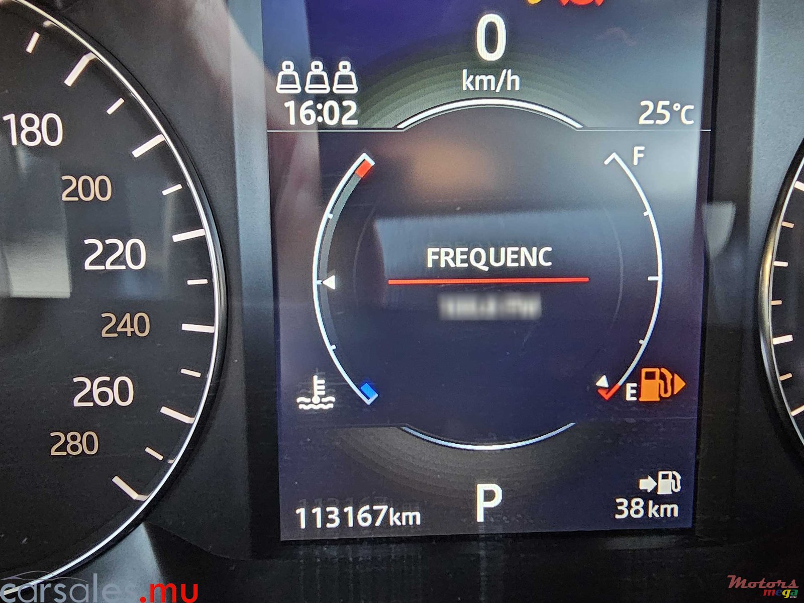 2019' Land Rover Range Rover Velar P250 S photo #7