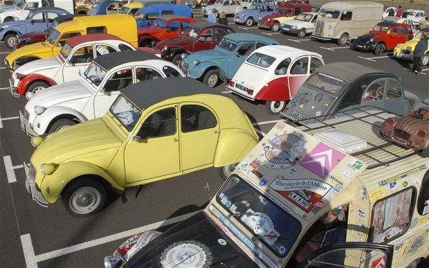 Classic Collector Cars Won't Be Banned From Paris Streets