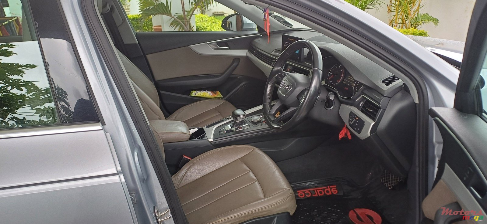 2016' Audi A4 photo #4