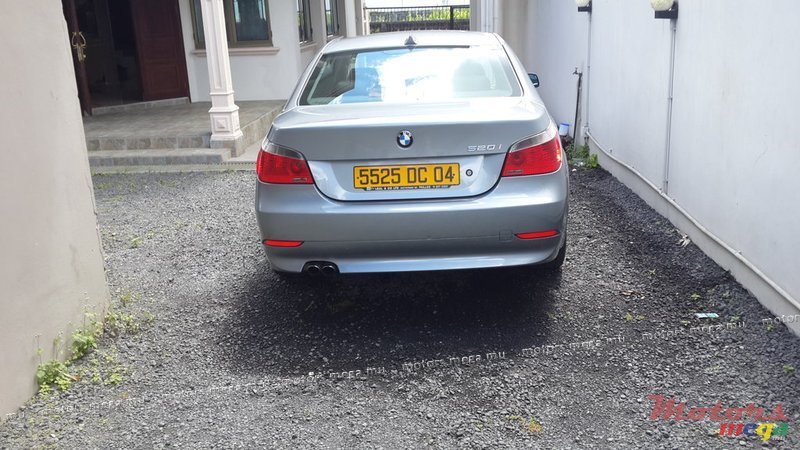 2004' BMW 520 photo #3