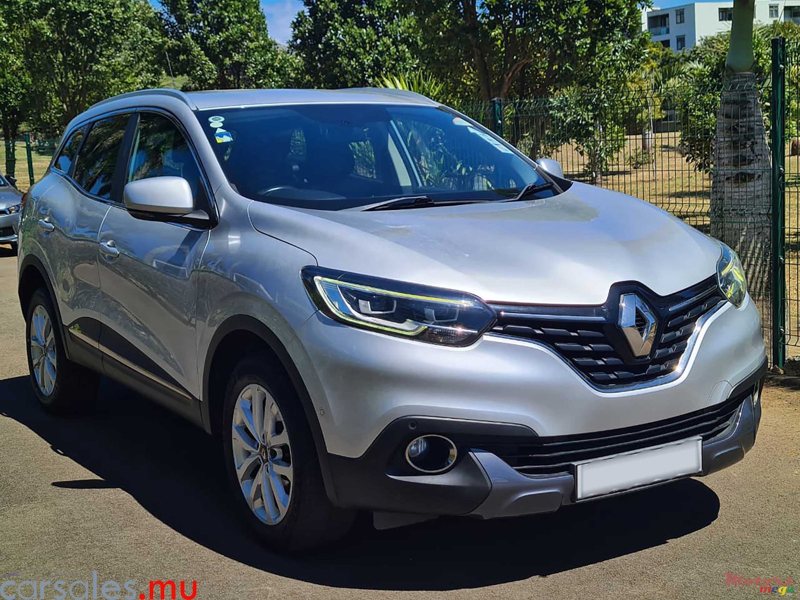 2018' Renault Kadjar Intense 1.2 TCe photo #1