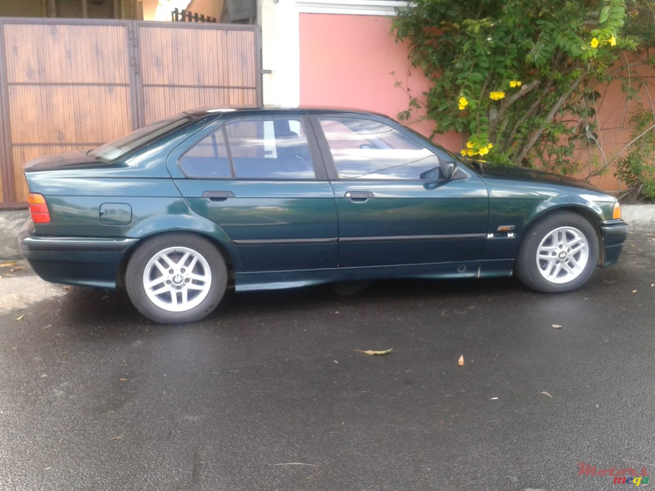 1996' BMW 3 Series photo #4