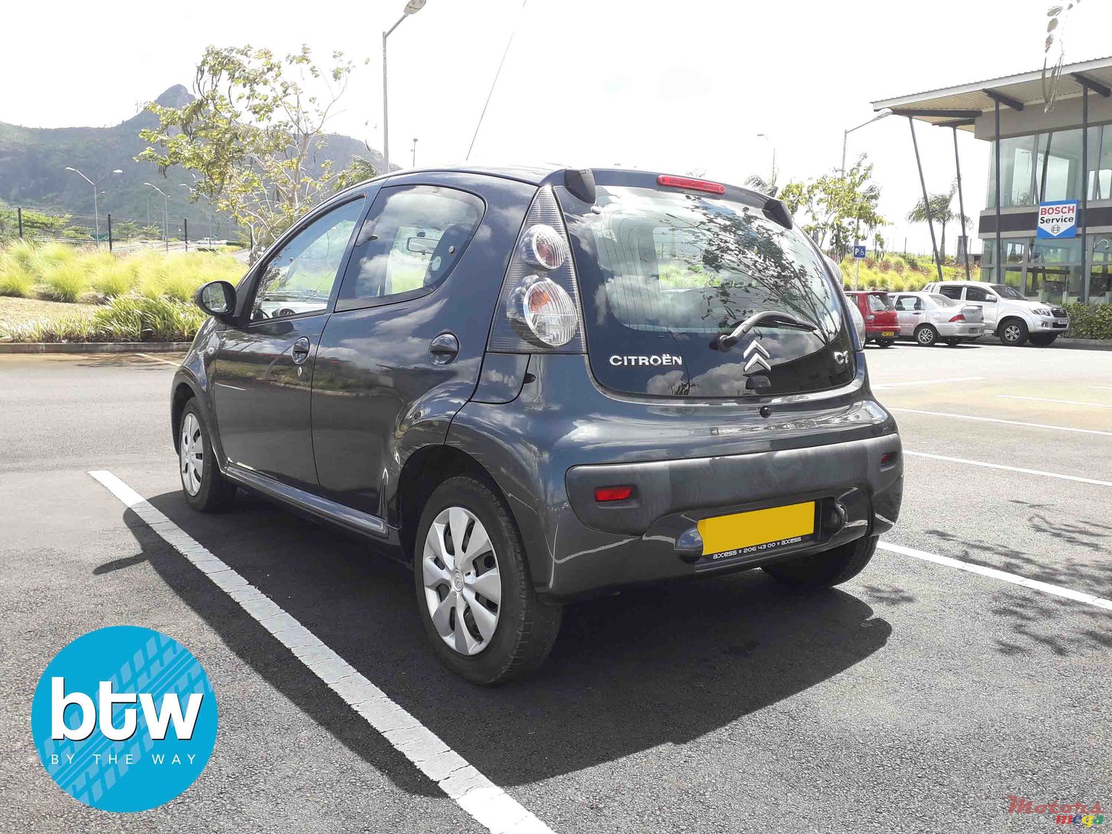 2012' Citroen C1 photo #3