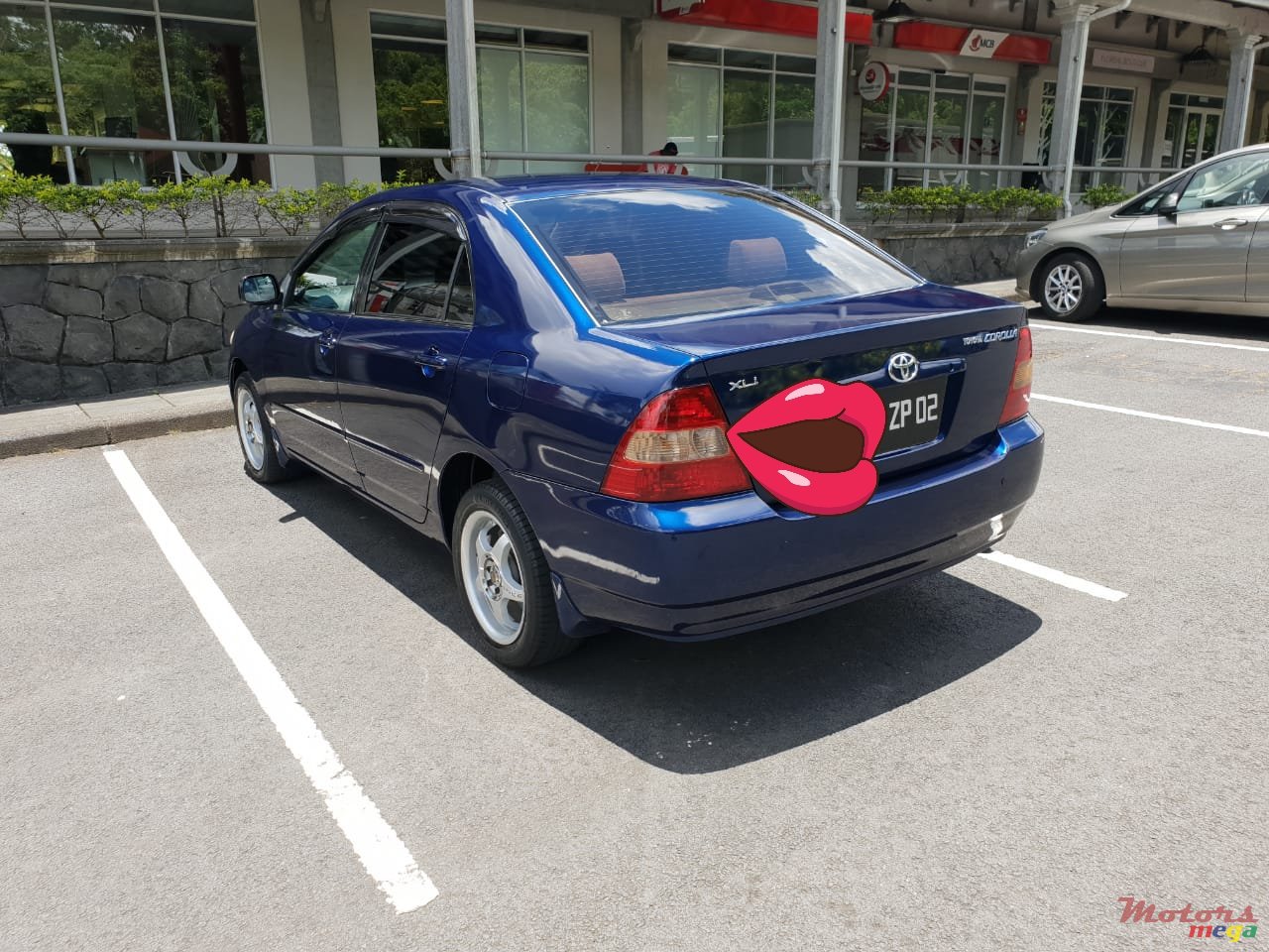 2002' Toyota Corolla photo #1