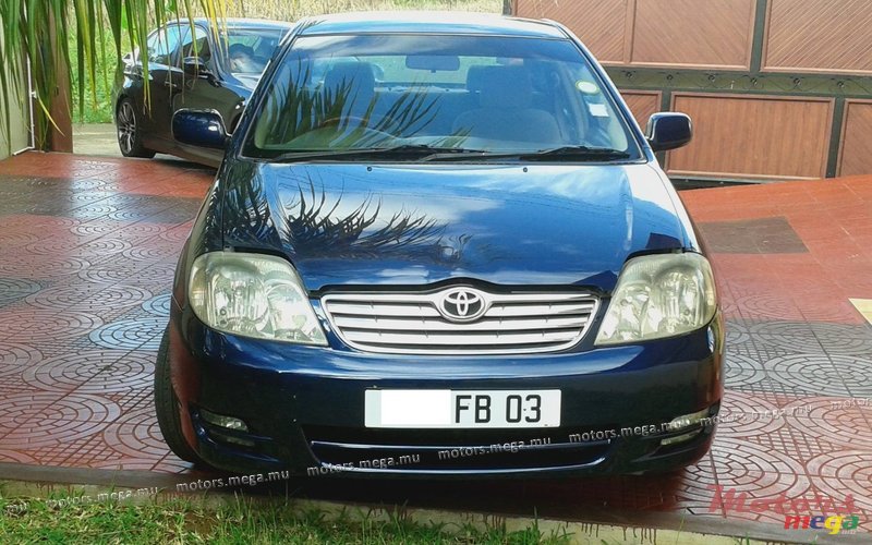 2003' Toyota Corolla NZE 121  photo #1