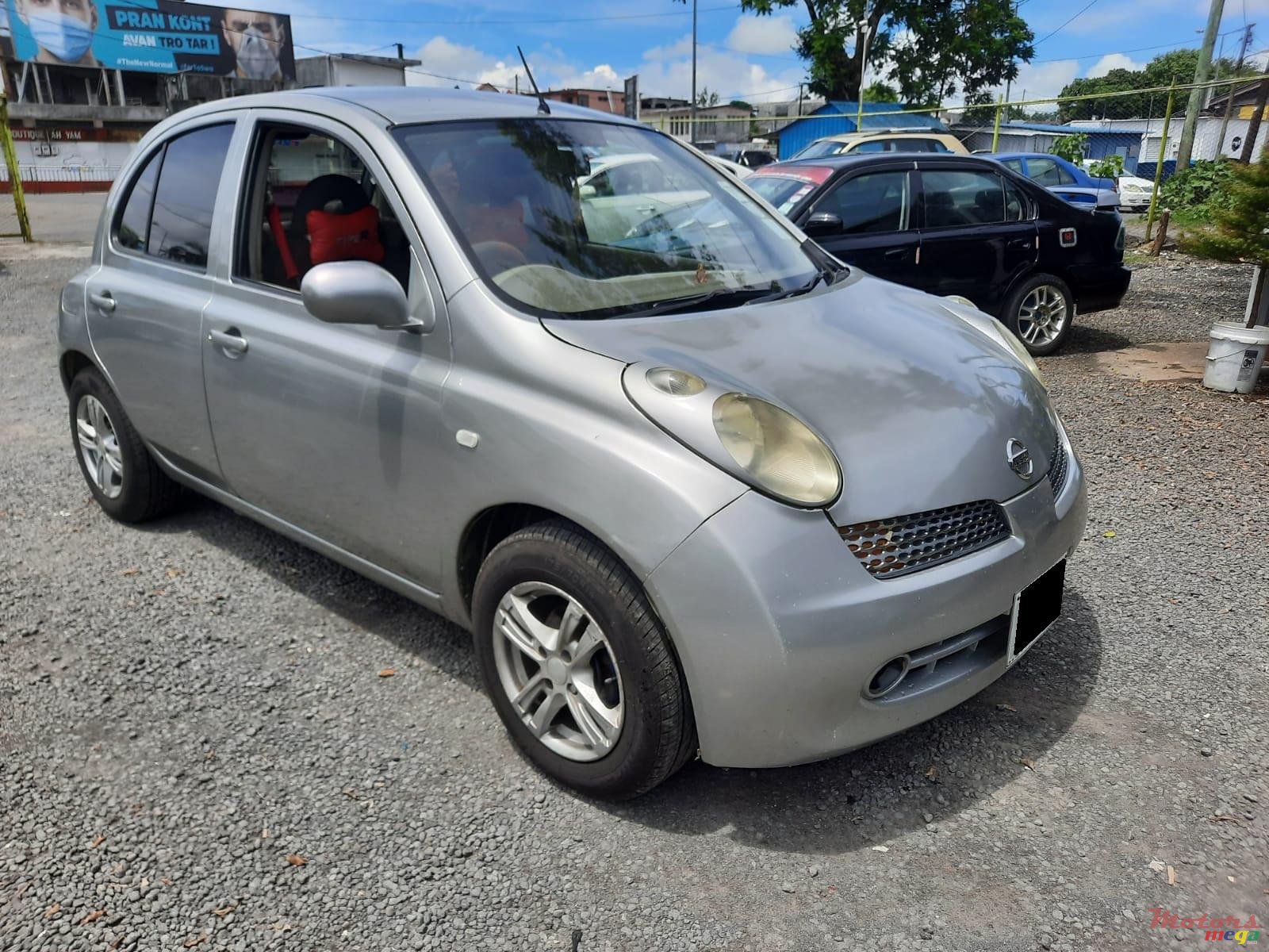 2004' Nissan March photo #1