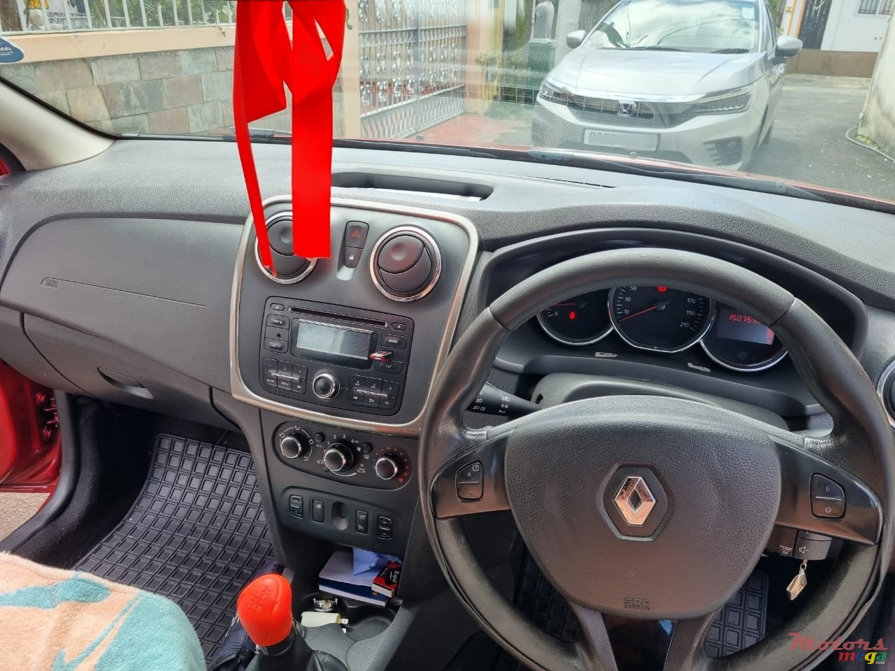 2016' Renault Sandero StepWay photo #2
