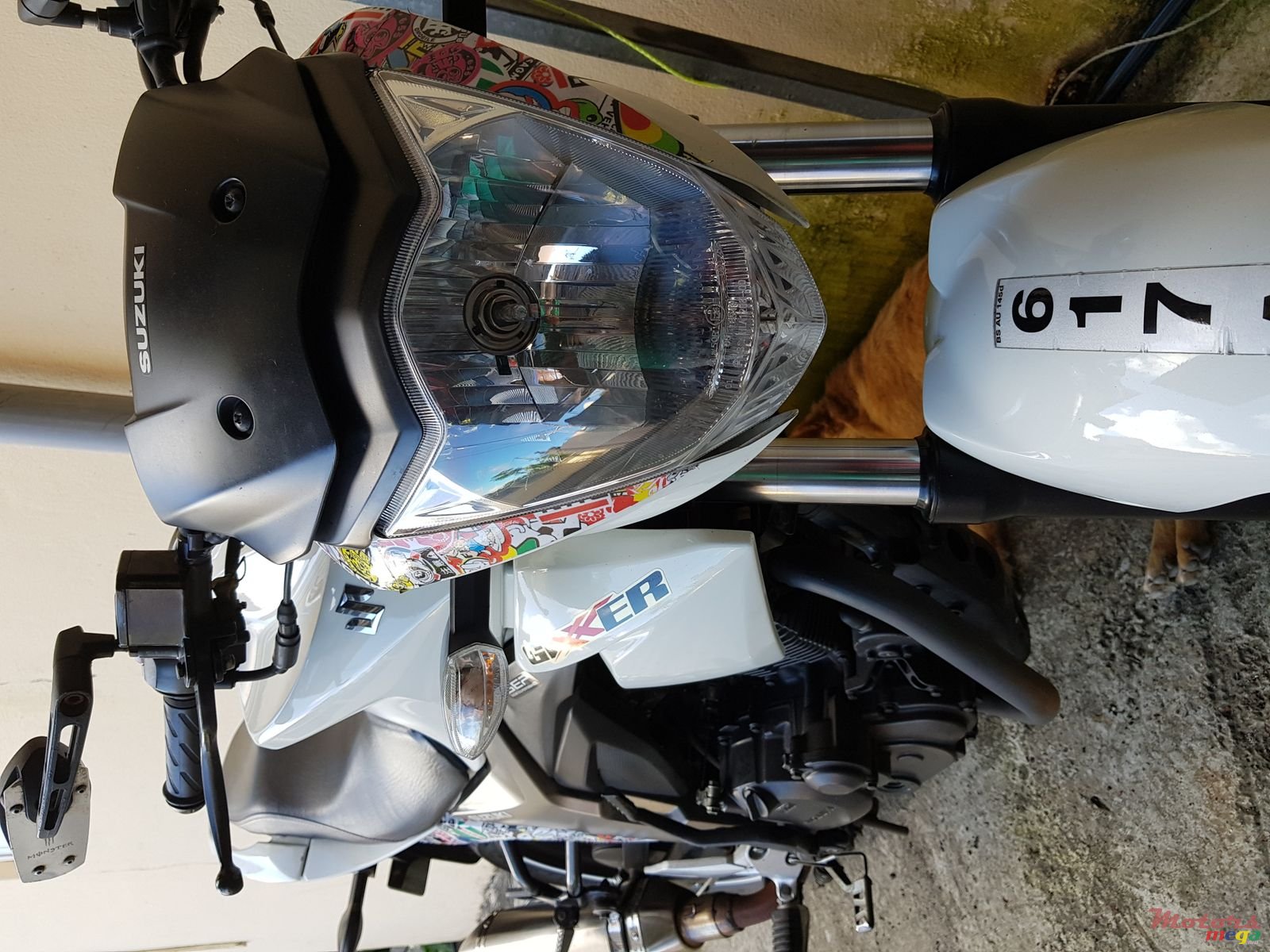 2016' Suzuki Gixxer photo #1