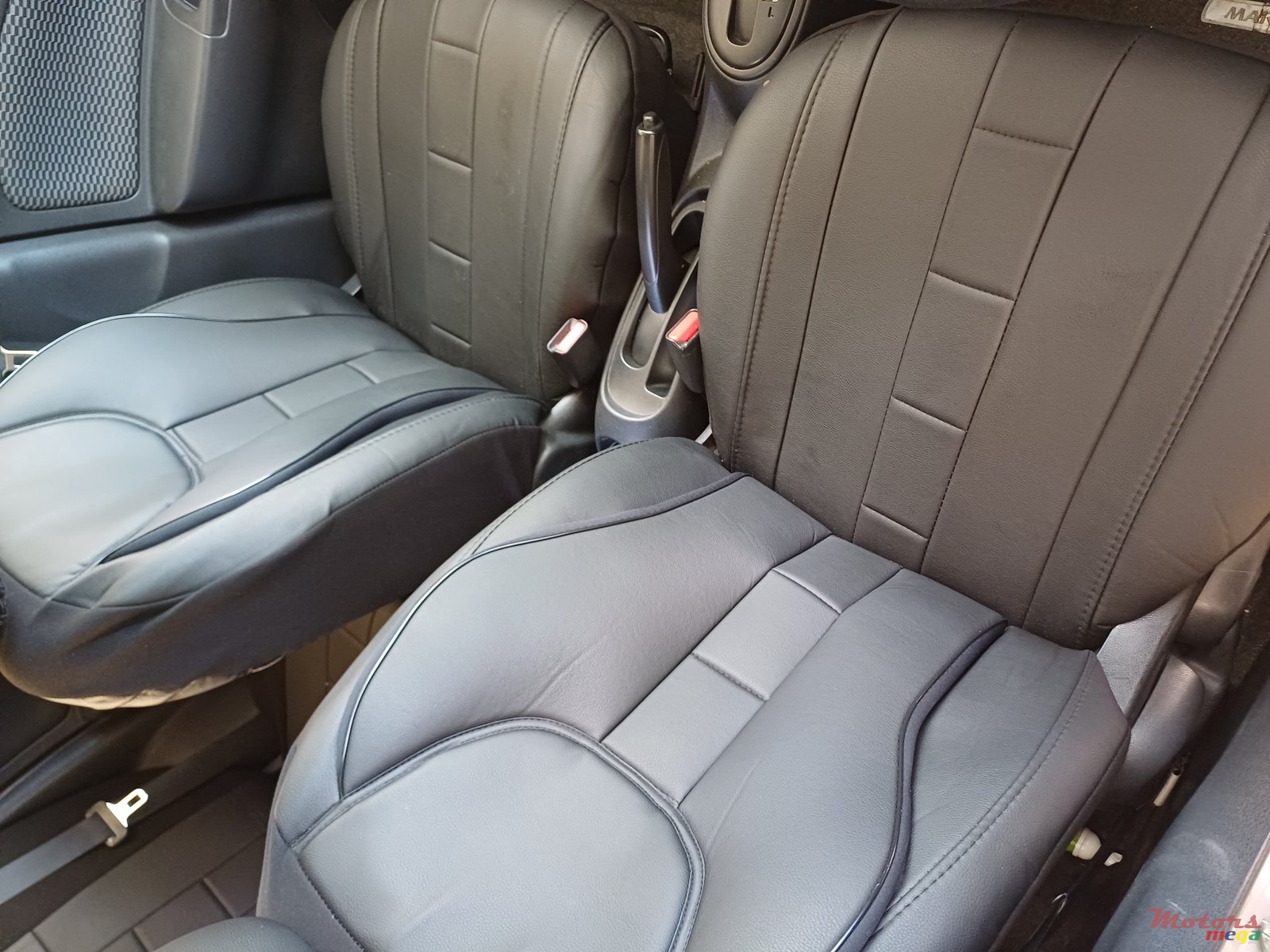 2014' Nissan March photo #6