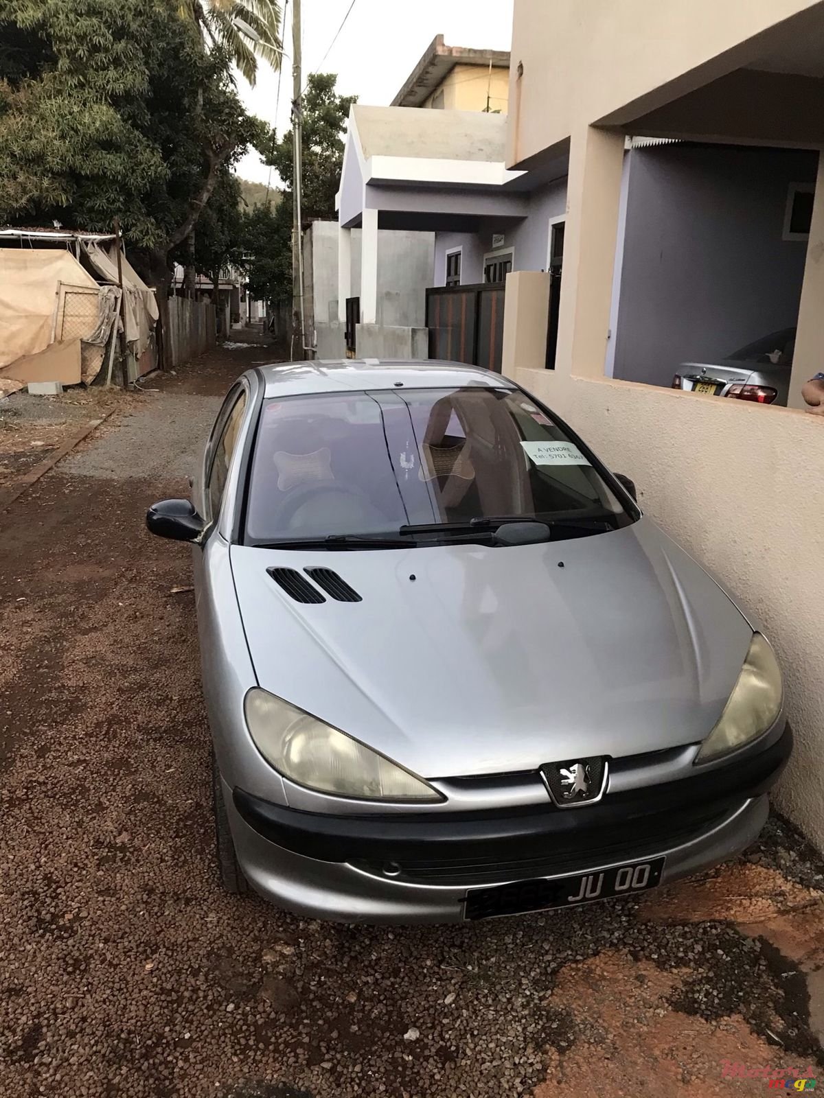 2000' Peugeot 206 photo #1