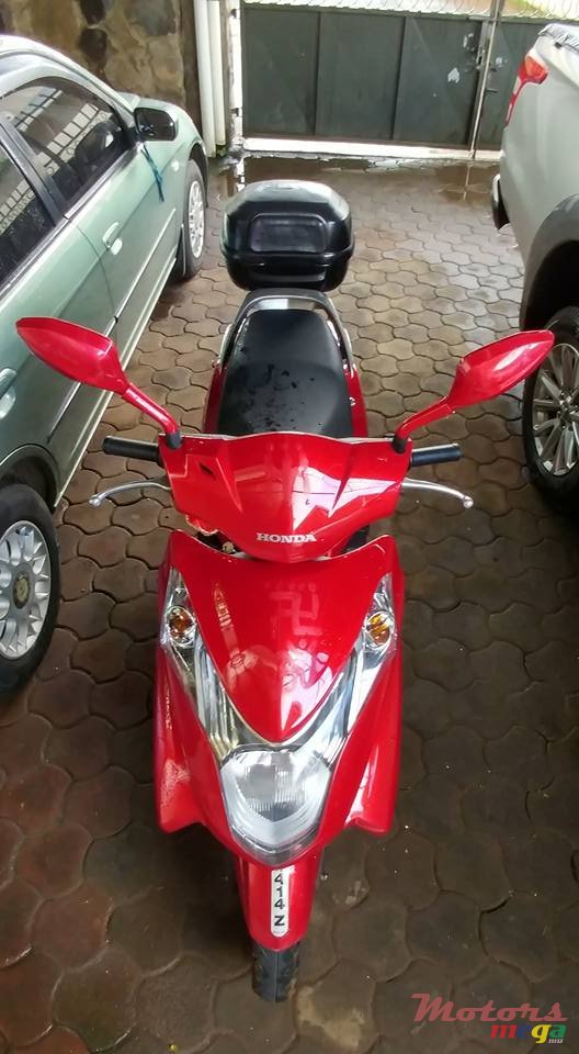 2015' Honda ELITE 125 CC photo #2