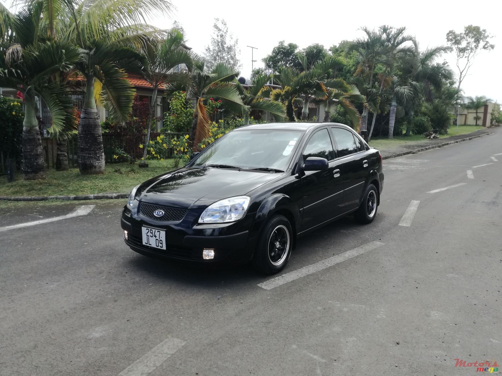 2009' Kia Rio photo #5