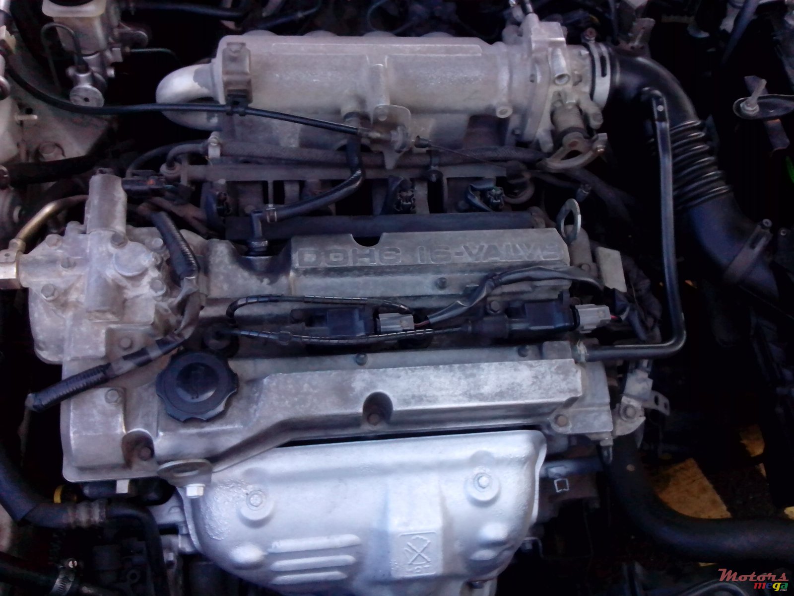 1999' Mazda 323 sedan photo #7