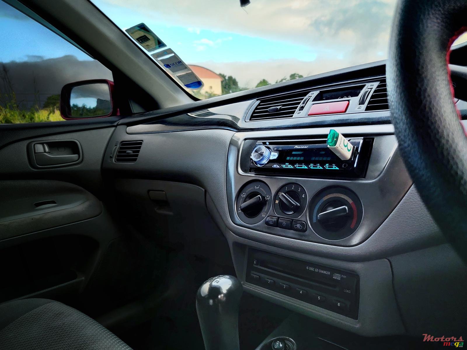 2008' Mitsubishi Lancer photo #6