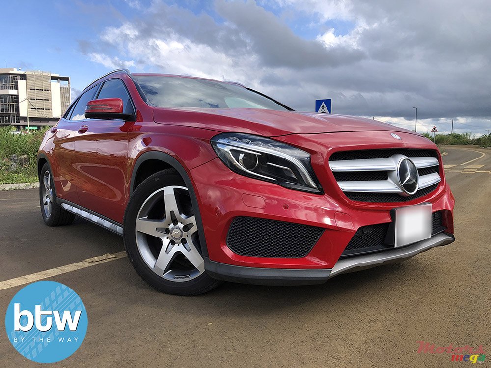 2017' Mercedes-Benz GLA 180 photo #1