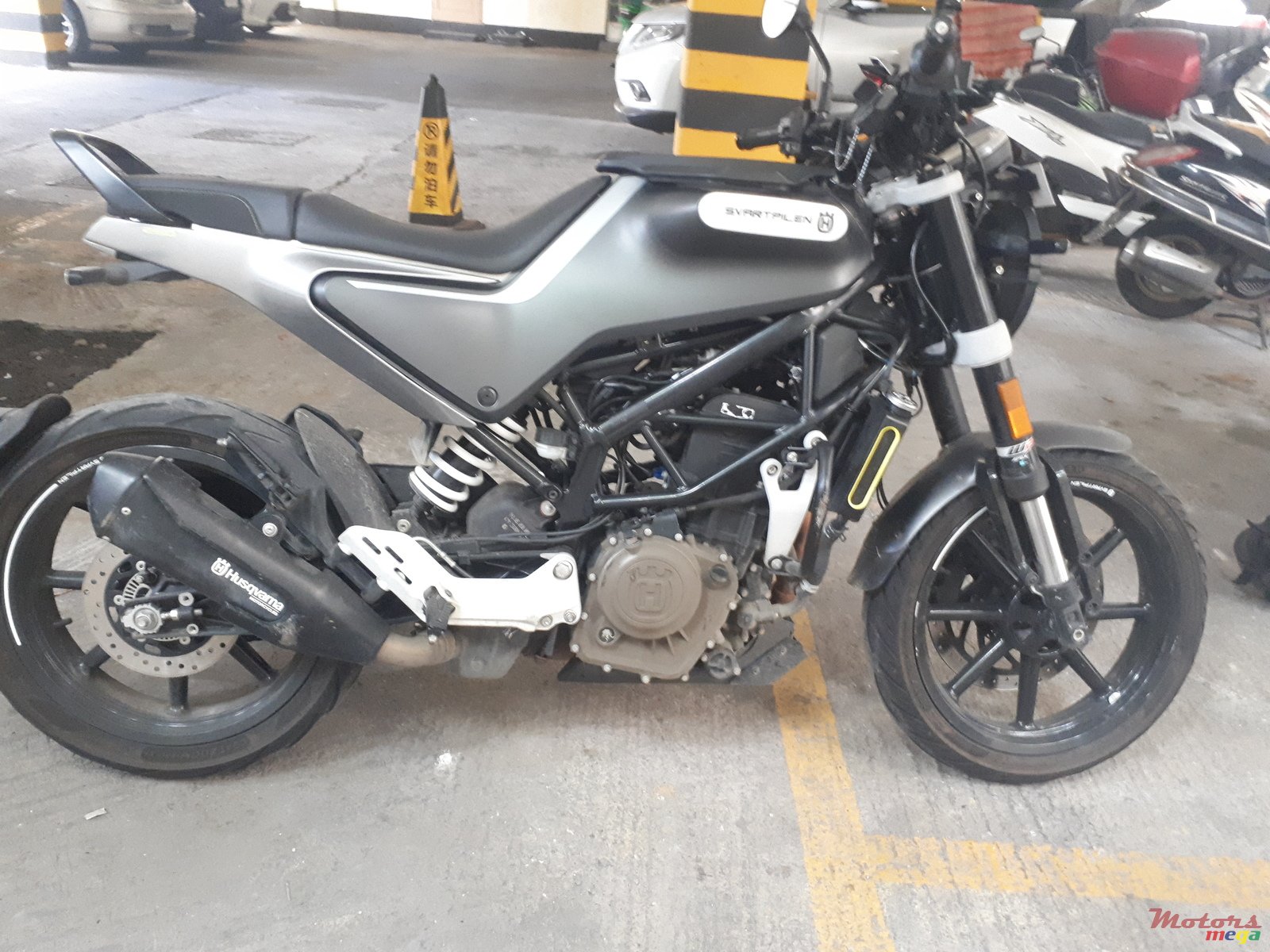 2022' Husqvarna Svartpilen 250 photo #1