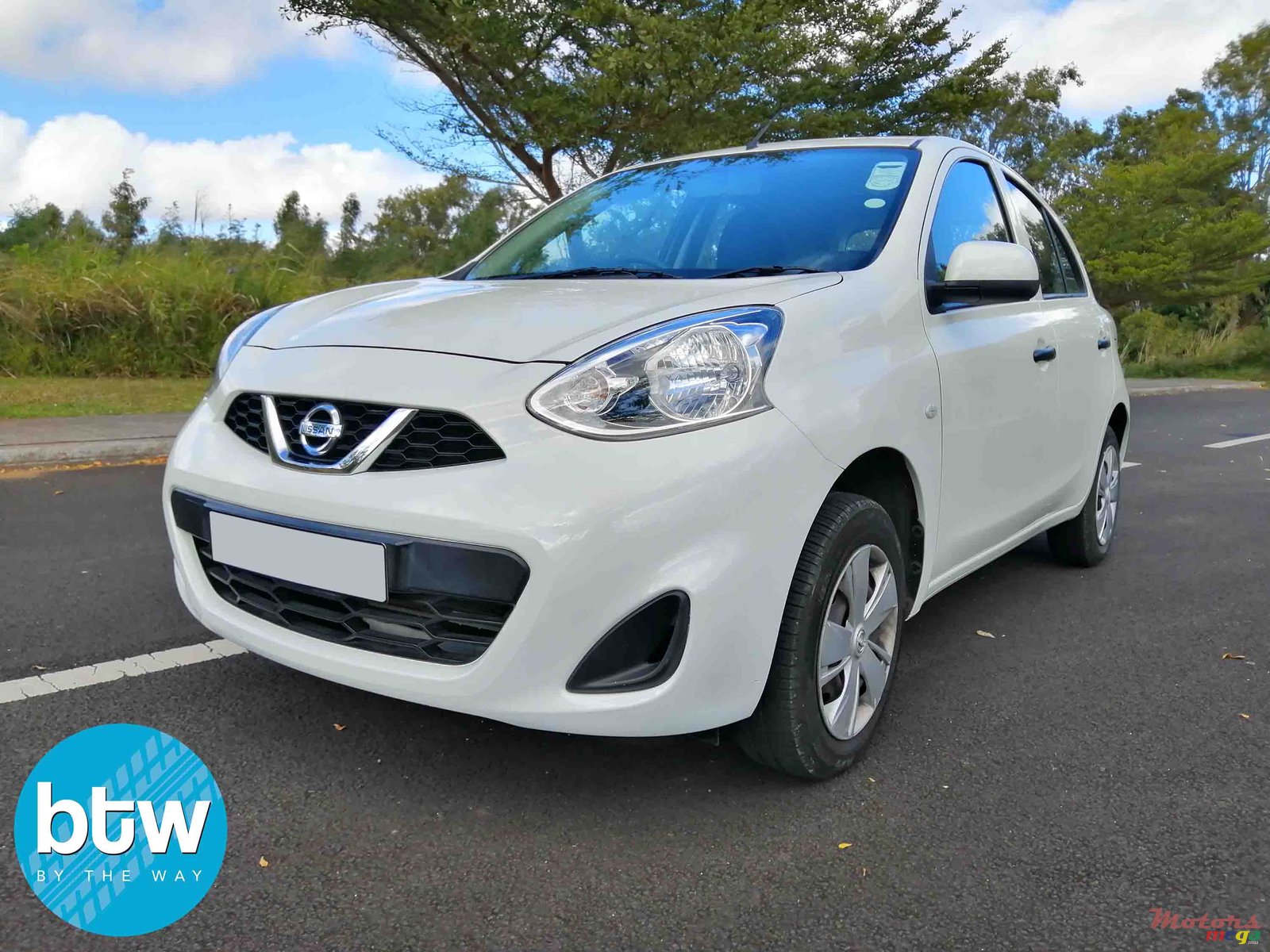 2016' Nissan Micra photo #2