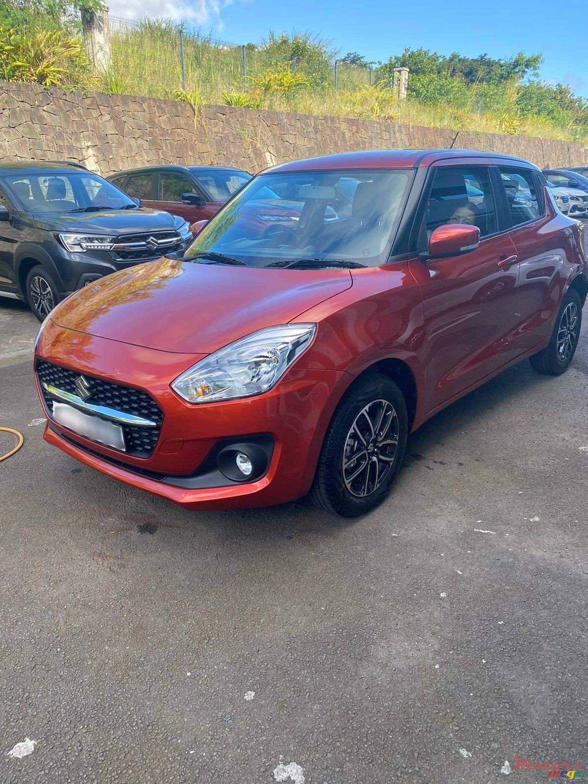 2023' Suzuki Swift photo #2