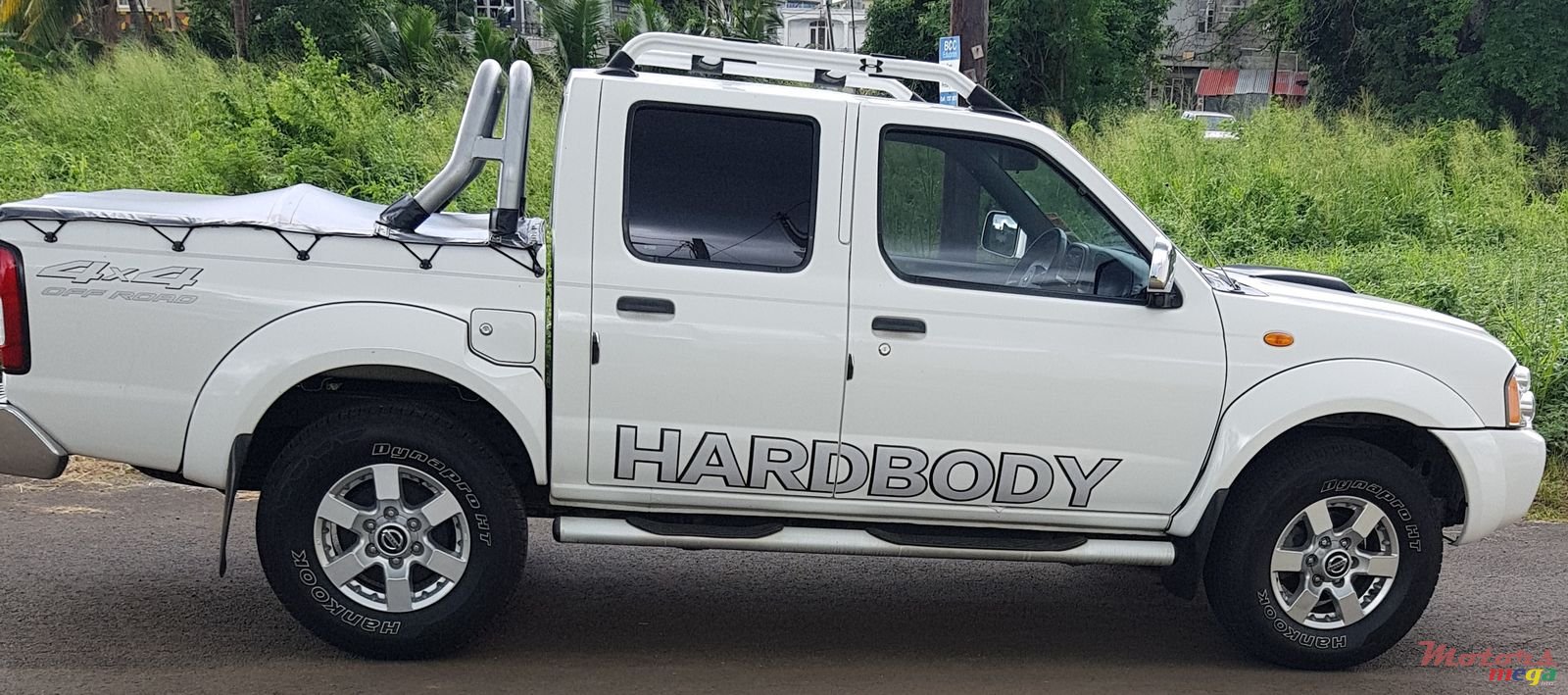 2016' Nissan Hardbody Full Option Turbo photo #4