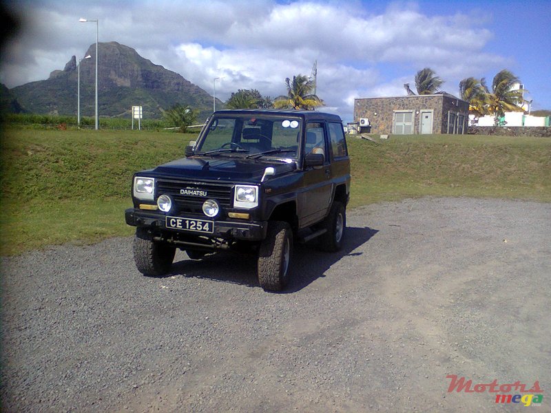 1987' Daihatsu photo #1