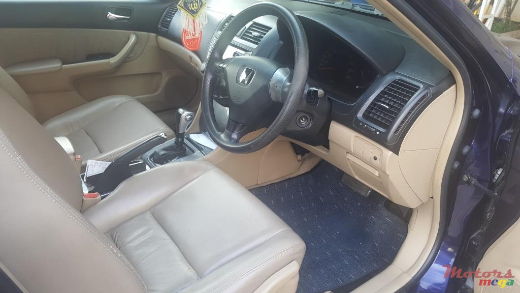 2003' Honda Accord none photo #5