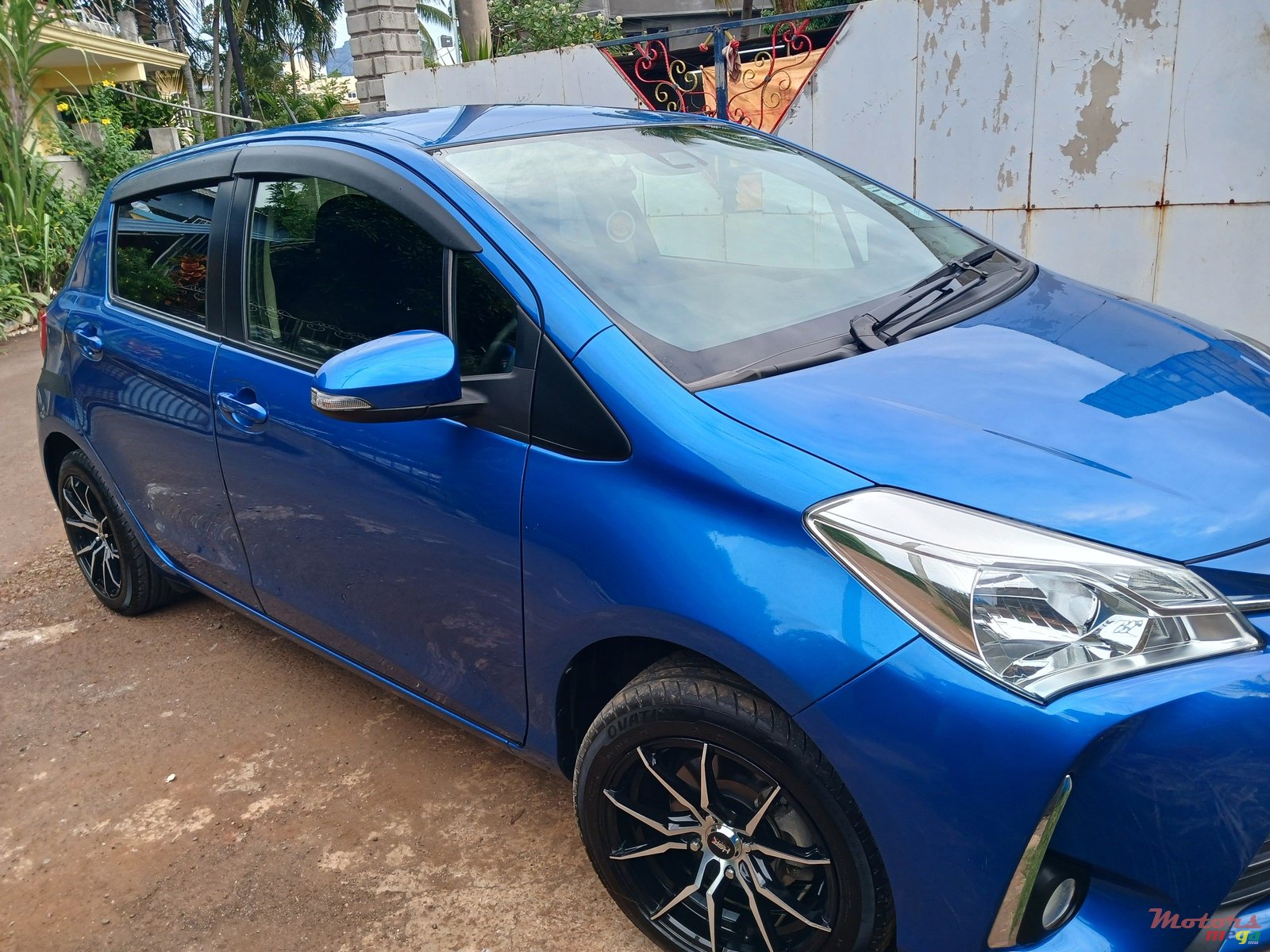 2018' Toyota Vitz photo #2
