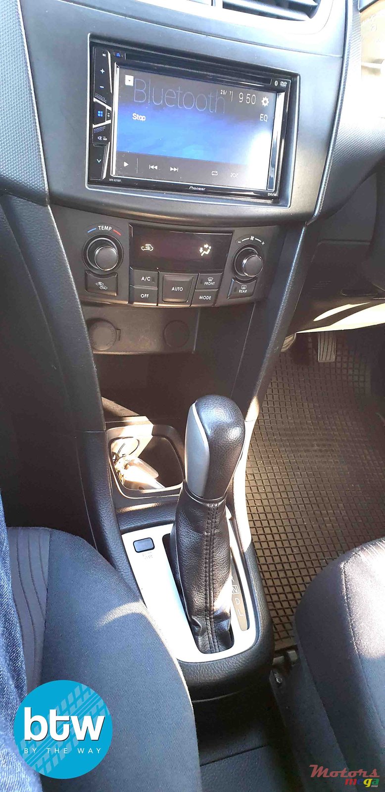 2013' Suzuki Swift JAPAN photo #6