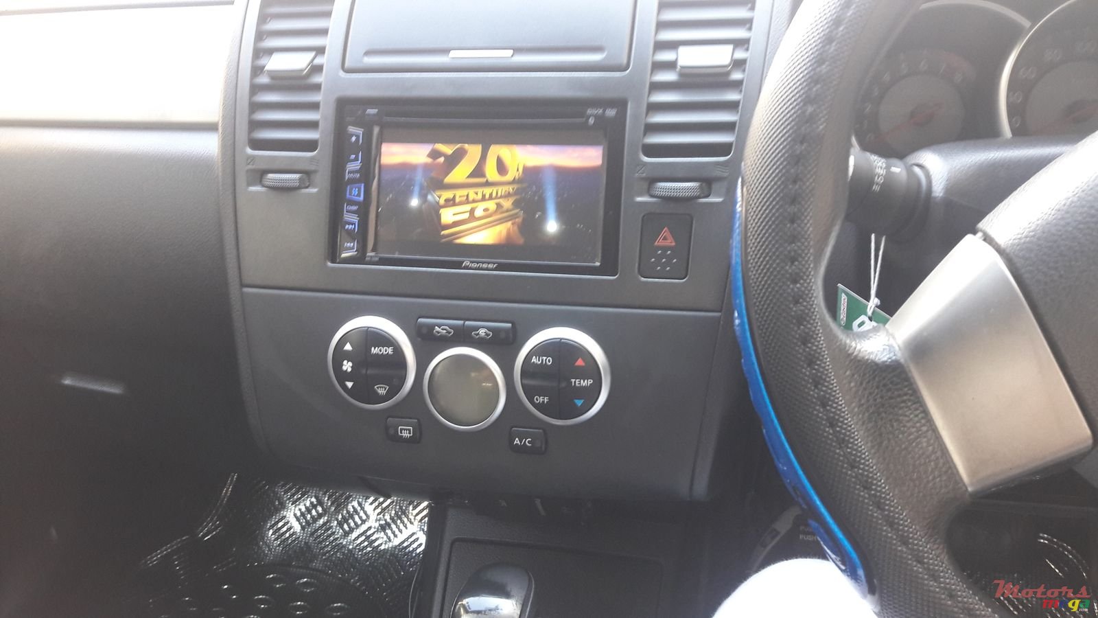 2007' Nissan Tiida photo #5