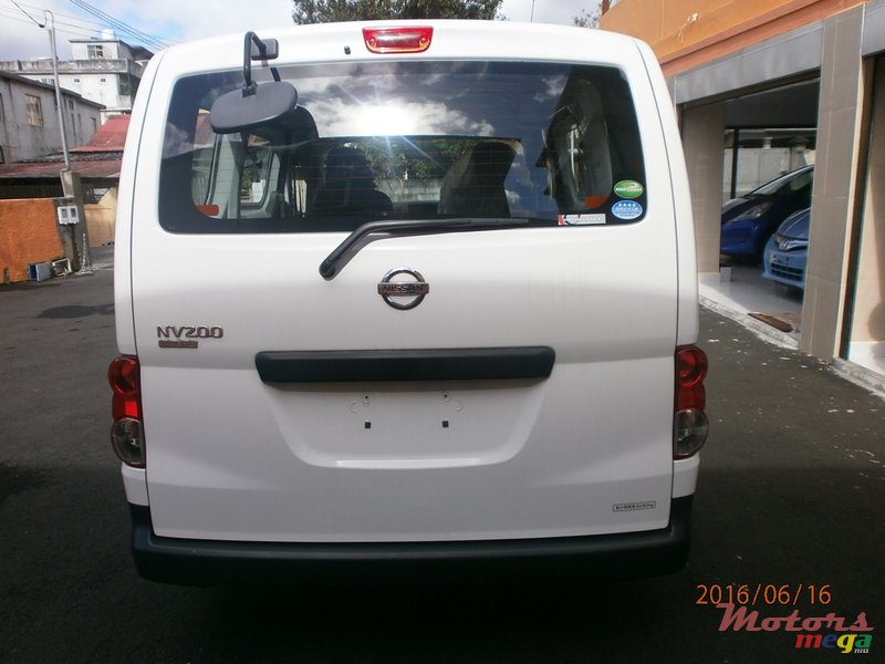 2013' Nissan Vanette cargo NV200 photo #2
