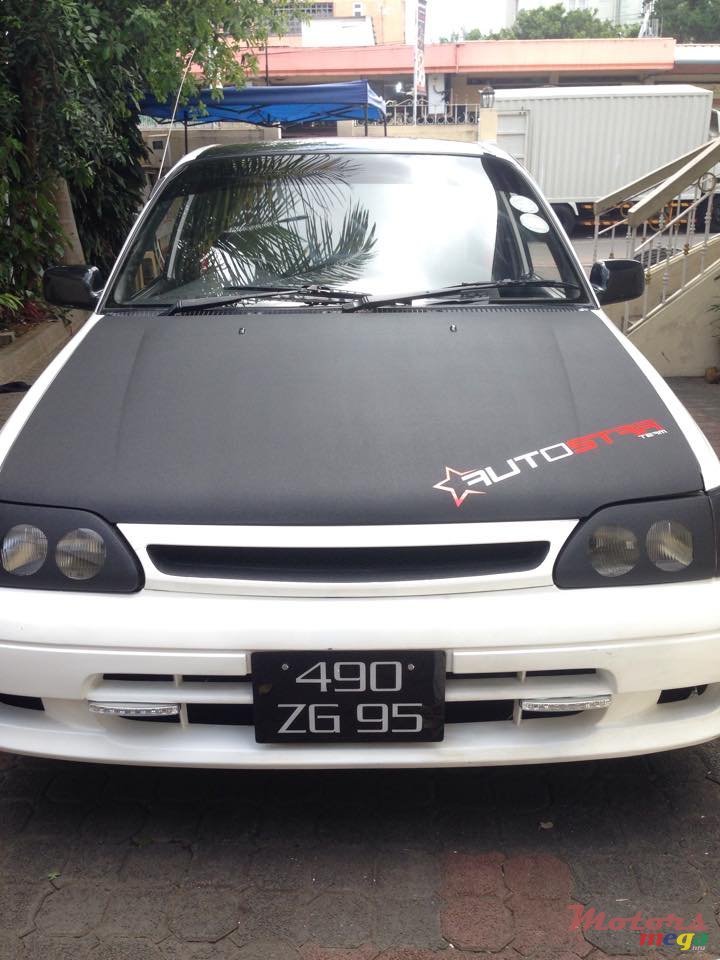 1995' Toyota Starlet photo #1