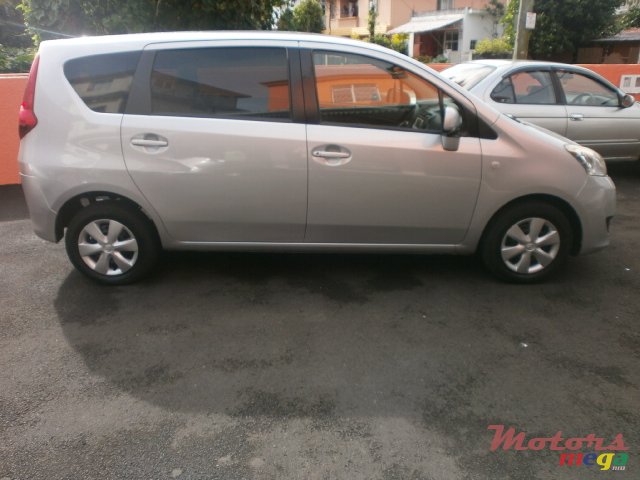 2010' Toyota PASSO SETTE photo #2