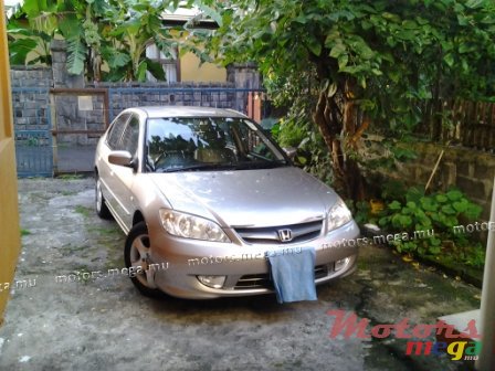 2004' Honda Civic Vti photo #1