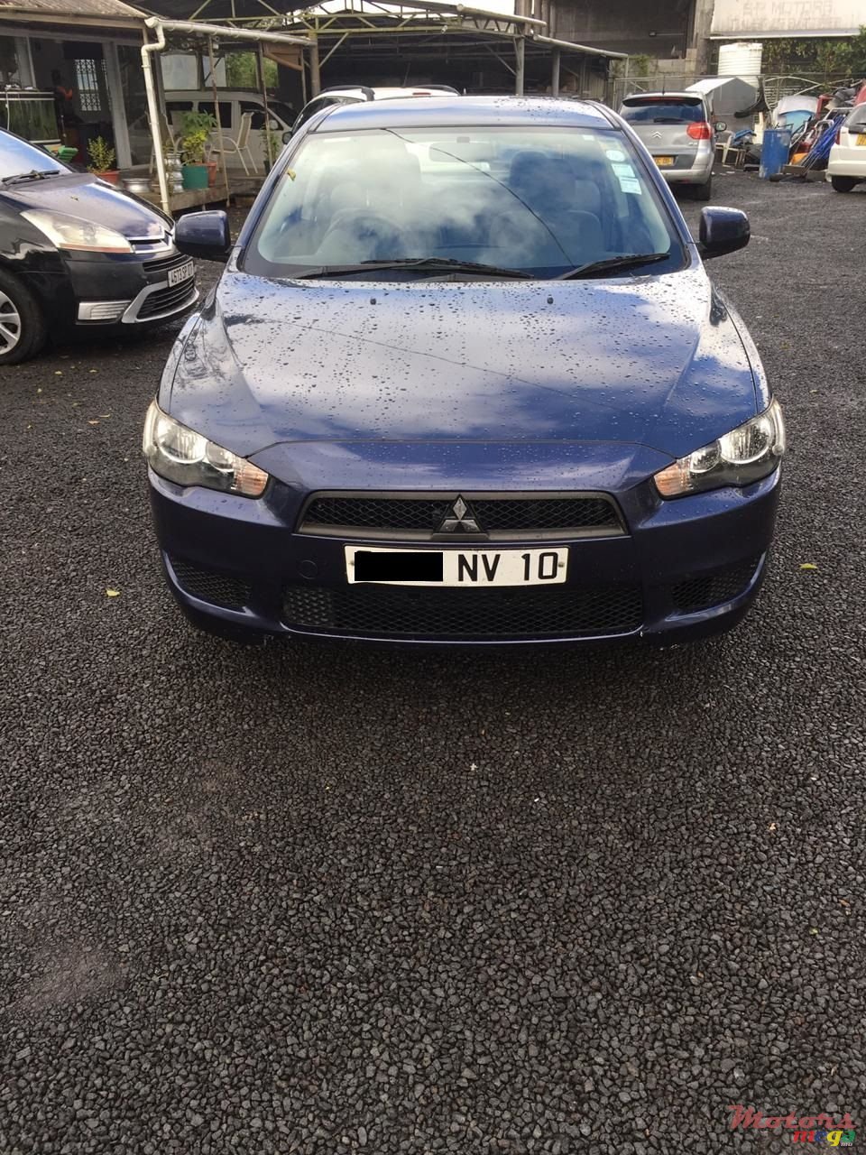 2010' Mitsubishi Lancer EX photo #2