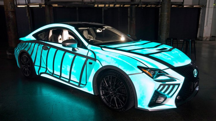 Lexus RC F Glows With Your Heartbeat