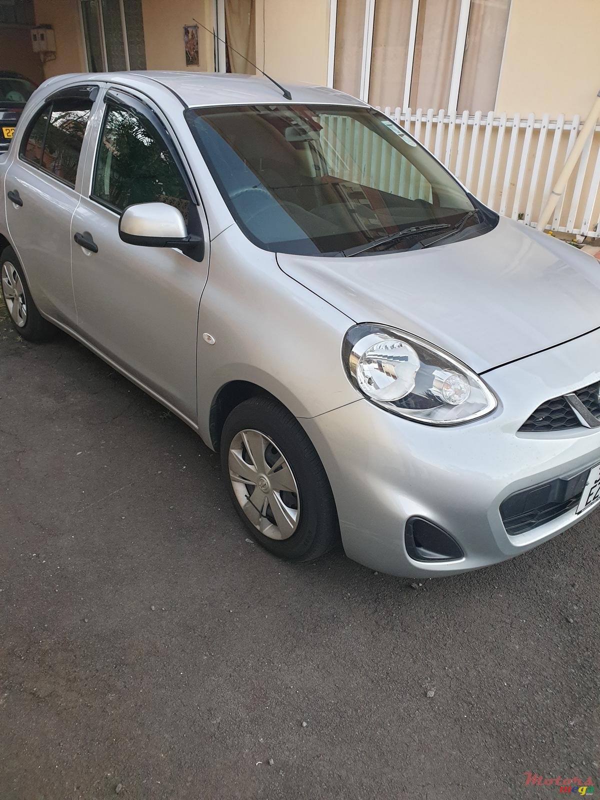 2017' Nissan March photo #2