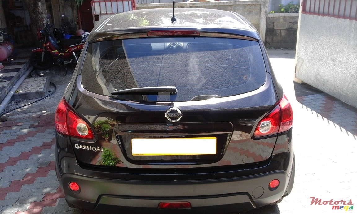 2009' Nissan Qashqai photo #2