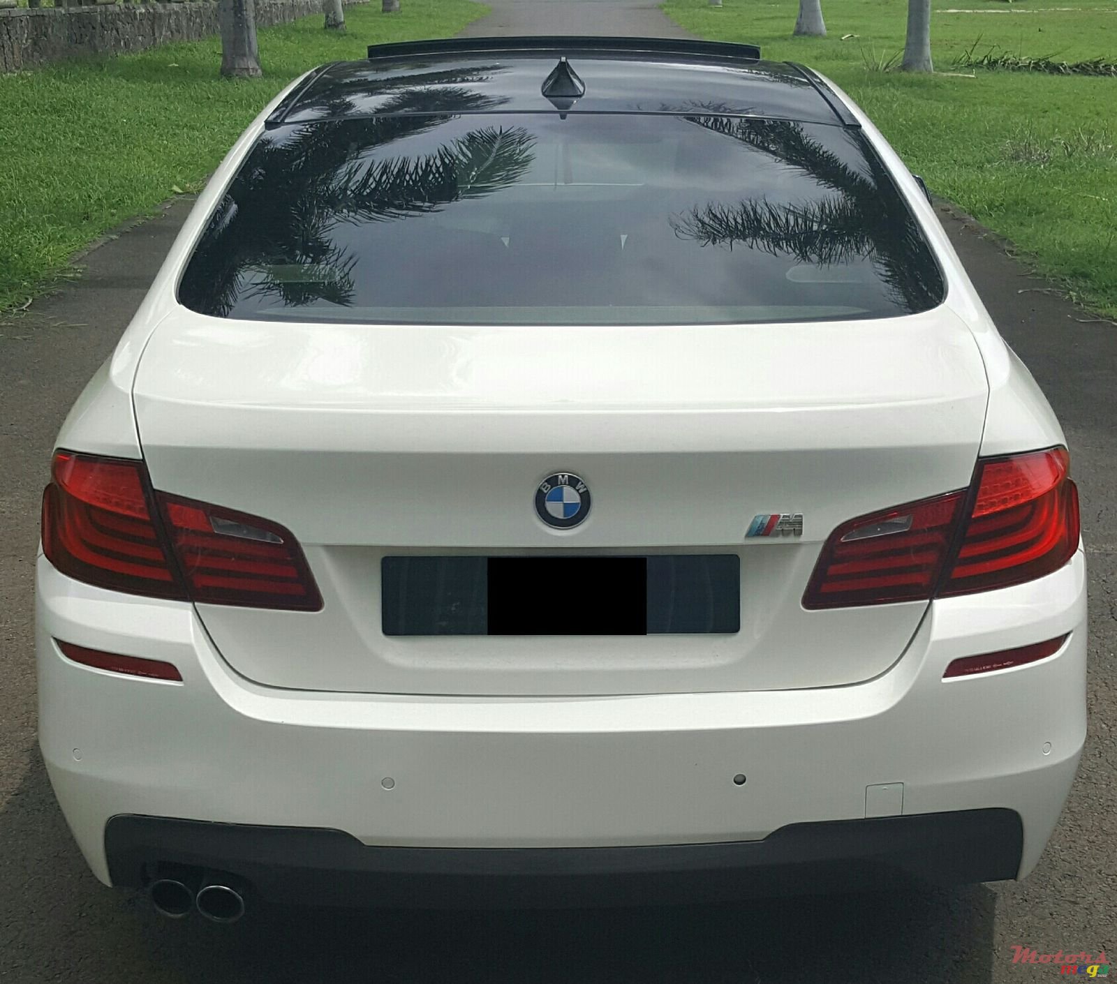 2010' BMW 5 Series photo #3